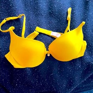 Victoria’s Secret bra